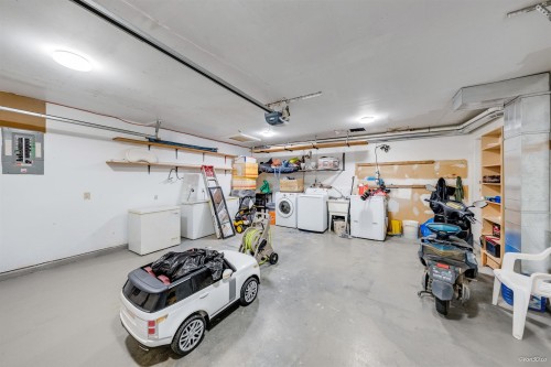 26467 32A Avenue, Langley, BC - Indoor Photo Showing Garage