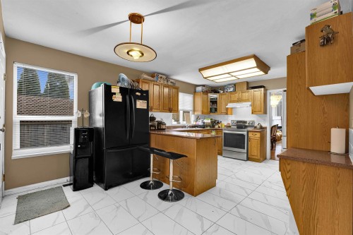 6122 168 Street, Surrey, BC 