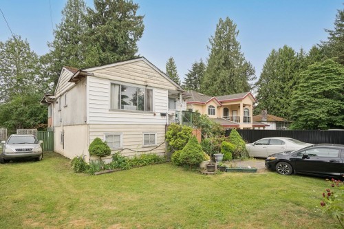 12882 100 Avenue, Surrey, BC 