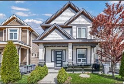 14039 59a Avenue Surrey, BC V3X 0J3