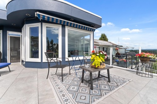 15507 Columbia Avenue, White Rock, BC 