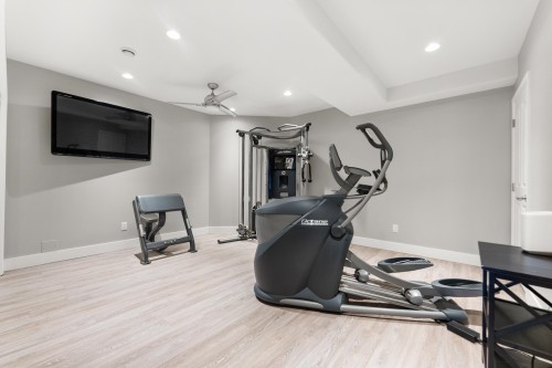 15507 Columbia Avenue, White Rock, BC 