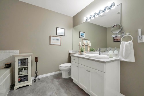 16-4740 221 Street, Langley, BC 
