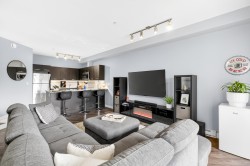 215-1975 Mccallum Road Abbotsford, BC V2S 3N3