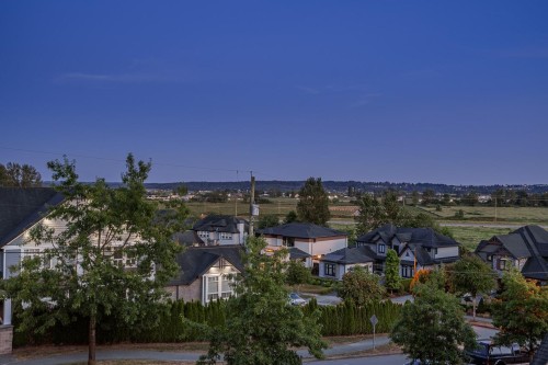 16575 Old Mclellan Road, Surrey, BC 