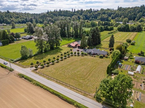 8131 252 Street, Langley, BC 