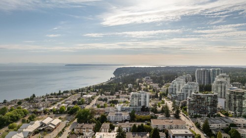 502-1342 Johnston Road  White Rock, BC V4B 3Z2