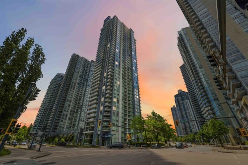 2606-13696 100 Avenue  Surrey, BC V3T 0L5