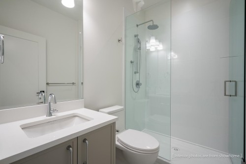 20345 41A Avenue, Langley, BC - Indoor Photo Showing Bathroom