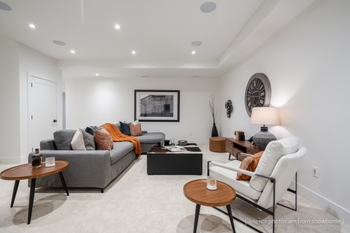 20345 41A Avenue, Langley, BC - Indoor Photo Showing Living Room