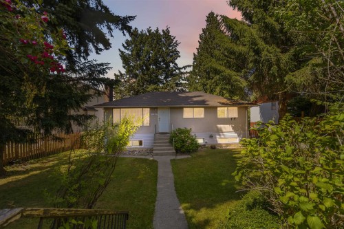 12301 99A Avenue, Surrey, BC 