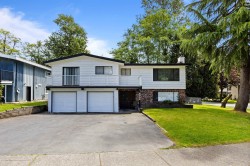 8864 Ursus Crescent Surrey, BC V3V 6L4