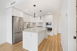 2003-8551 201 Street Langley, BC V2Y 3Y5