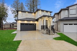 5808 137b Street Surrey, BC V3X 2R7