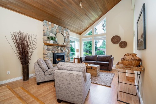 9508 204 Street  Langley, BC V1M 1Y8