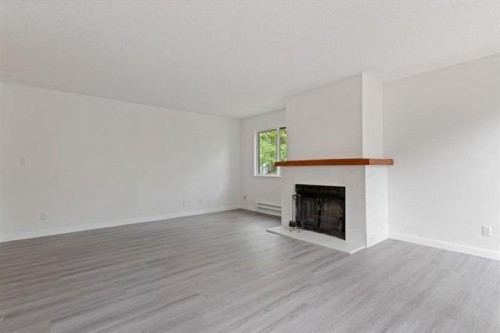 204-7120 133 Street, Surrey, BC 
