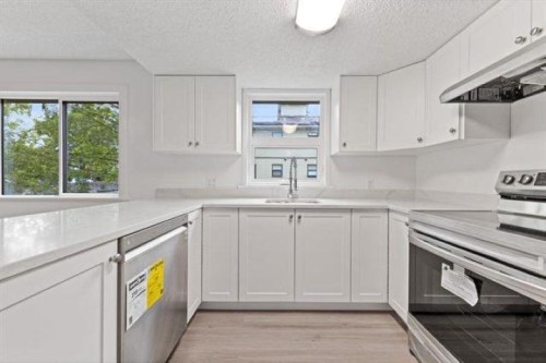 204-7120 133 Street, Surrey, BC 