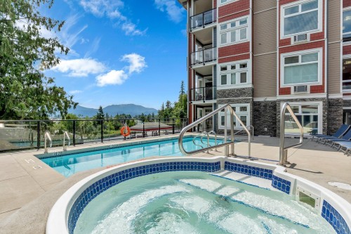 406-2242 Whatcom Road, Abbotsford, BC 