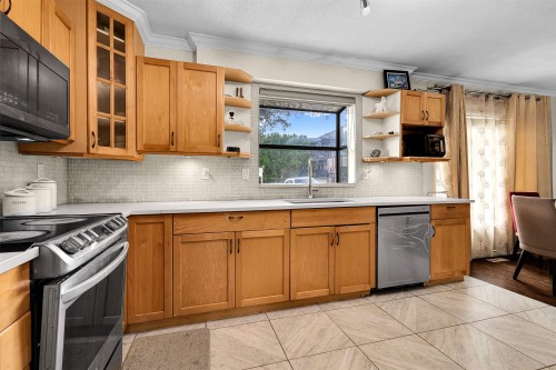 16376 96 Avenue, Surrey, BC 