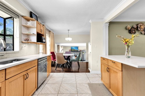 16376 96 Avenue, Surrey, BC 