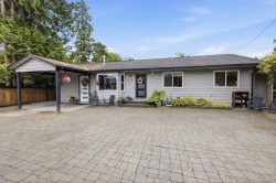 16106 16 Avenue Surrey, BC V4A 1S5