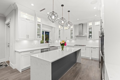 19031 60B Avenue, Surrey, BC 