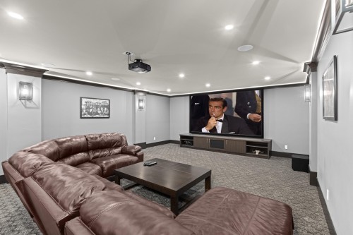 19031 60B Avenue, Surrey, BC 
