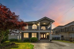 12466 76 Avenue Surrey, BC V3W 2T5