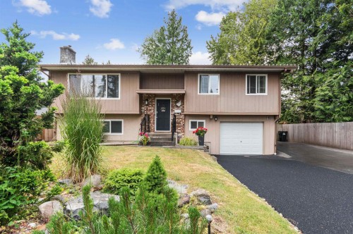 20327 44 Avenue  Langley, BC V3A 6P6