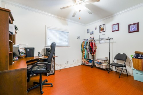 7049 150 Street, Surrey, BC - Indoor Photo Showing Office