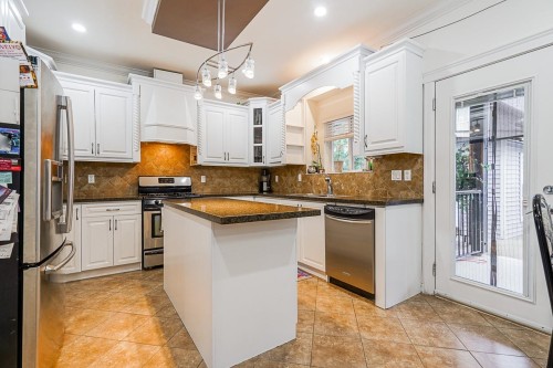 7049 150 Street, Surrey, BC - Indoor Photo Showing Kitchen With Stainless Steel Kitchen