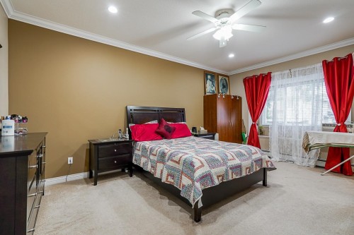 7049 150 Street, Surrey, BC - Indoor Photo Showing Bedroom