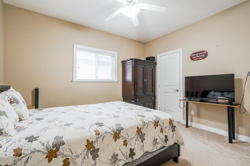 7049 150 Street, Surrey, BC - Indoor Photo Showing Bedroom