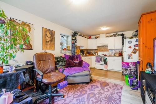 7049 150 Street, Surrey, BC - Indoor