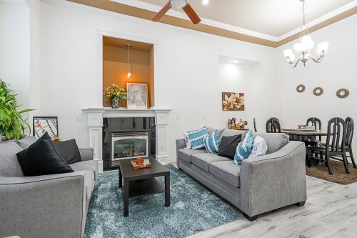 7049 150 Street, Surrey, BC - Indoor Photo Showing Living Room With Fireplace
