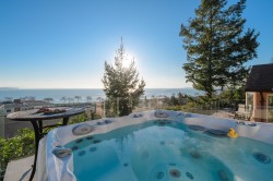 14810 Prospect Avenue  White Rock, BC V4B 2B1