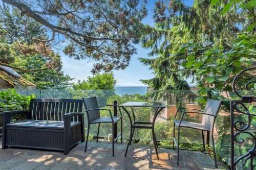 14810 Prospect Avenue, White Rock, BC 
