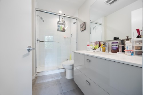 220-10838 Whalley Boulevard, Surrey, BC 