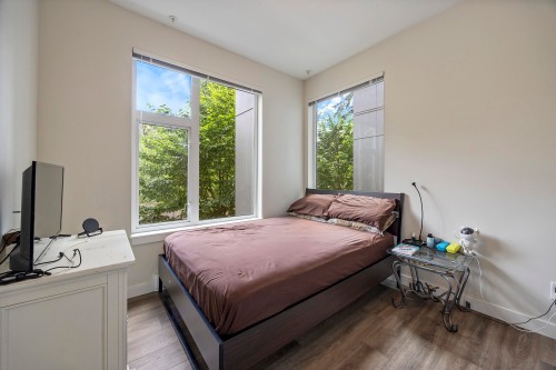 220-10838 Whalley Boulevard, Surrey, BC 