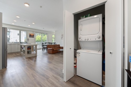 220-10838 Whalley Boulevard, Surrey, BC 