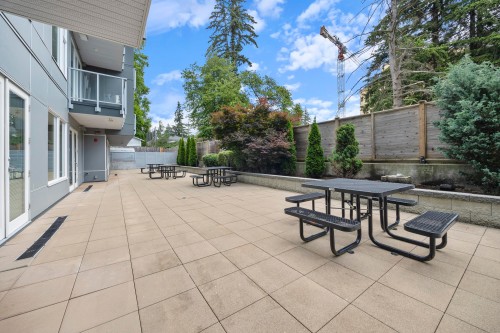 220-10838 Whalley Boulevard, Surrey, BC 