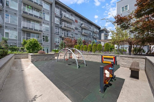 220-10838 Whalley Boulevard, Surrey, BC 