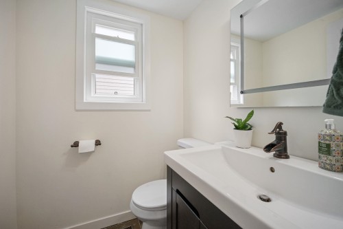 2426 Wayburne Crescent, Langley, BC 