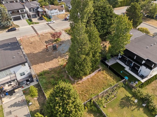 15918 Russell Avenue, White Rock, BC 