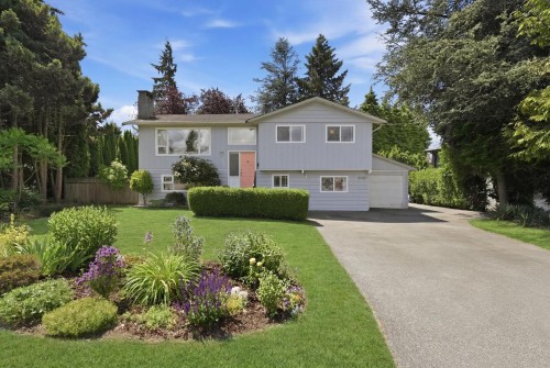 11782 74a Avenue  Delta, BC V4C 1G7