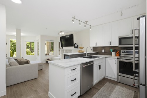 112-22015 48 Avenue, Langley, BC 