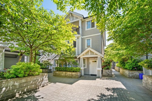 85-13239 Old Yale Road  Surrey, BC V3T 3C5
