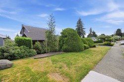 8099 Wiltshire Place Delta, BC V4C 6T1