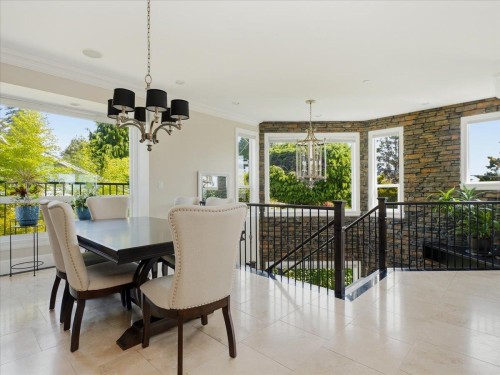 1087 Finlay Street, White Rock, BC 