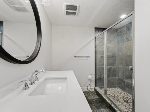 1087 Finlay Street, White Rock, BC 